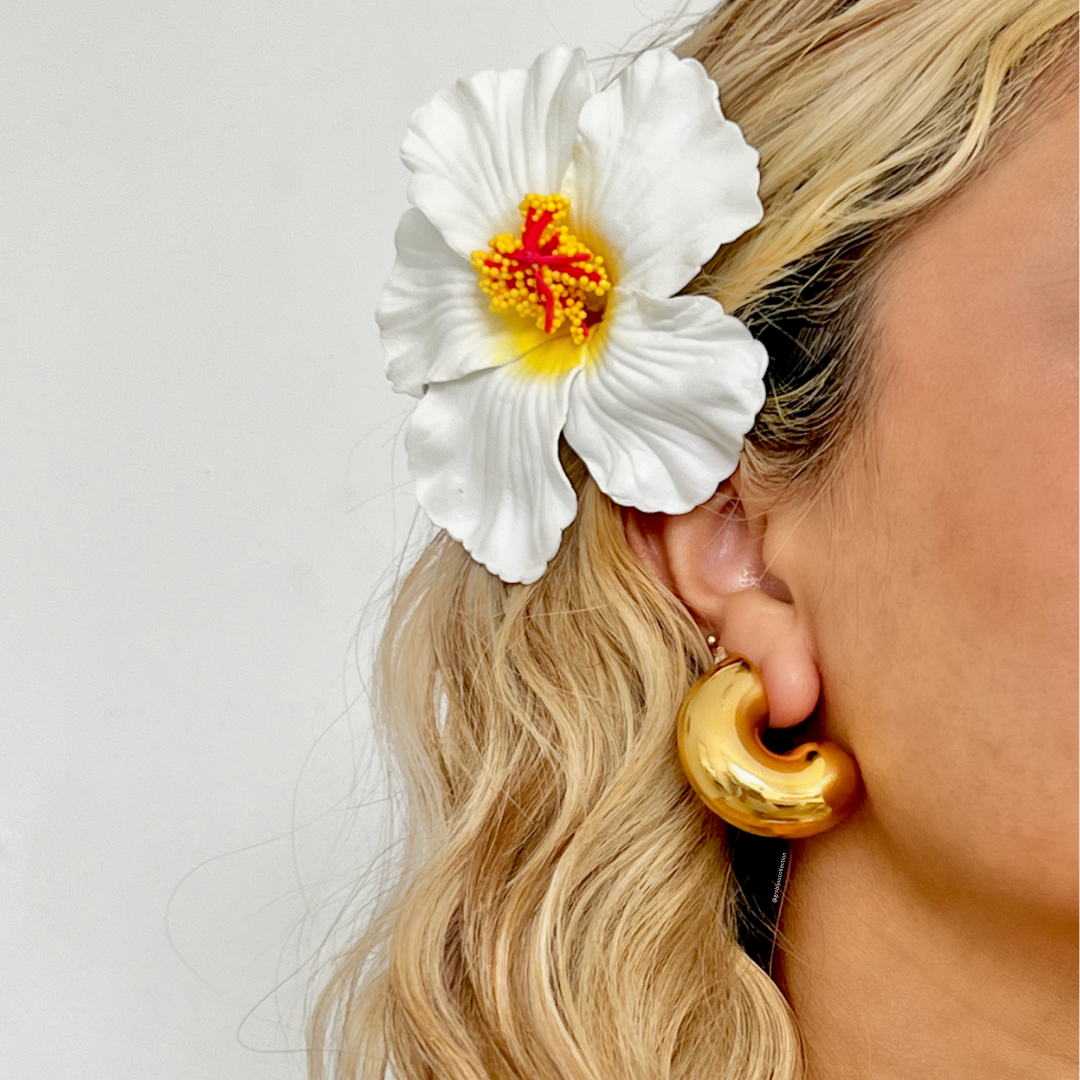 Chunky half stud earring
